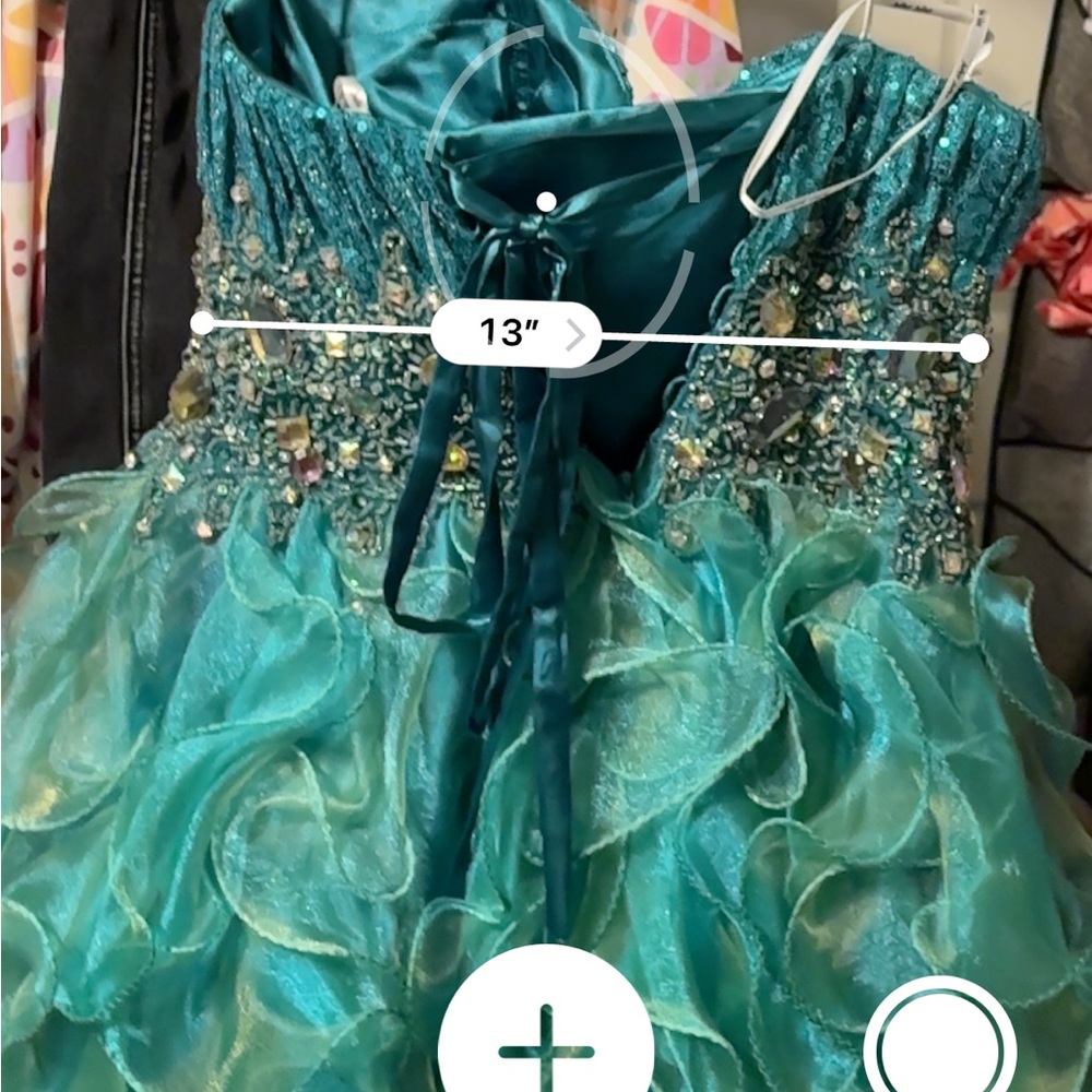 Medium Prom dress - Picture 2 of 4